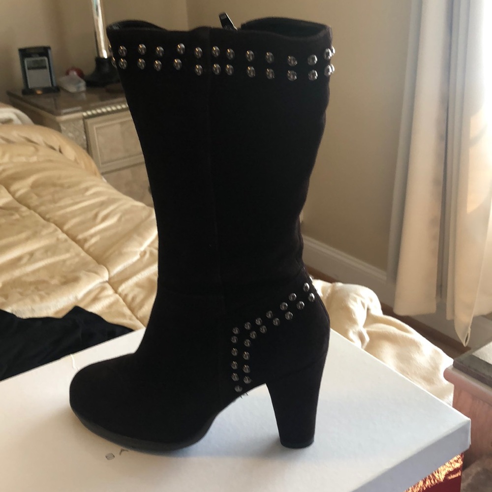 Brown Suede Studded boot